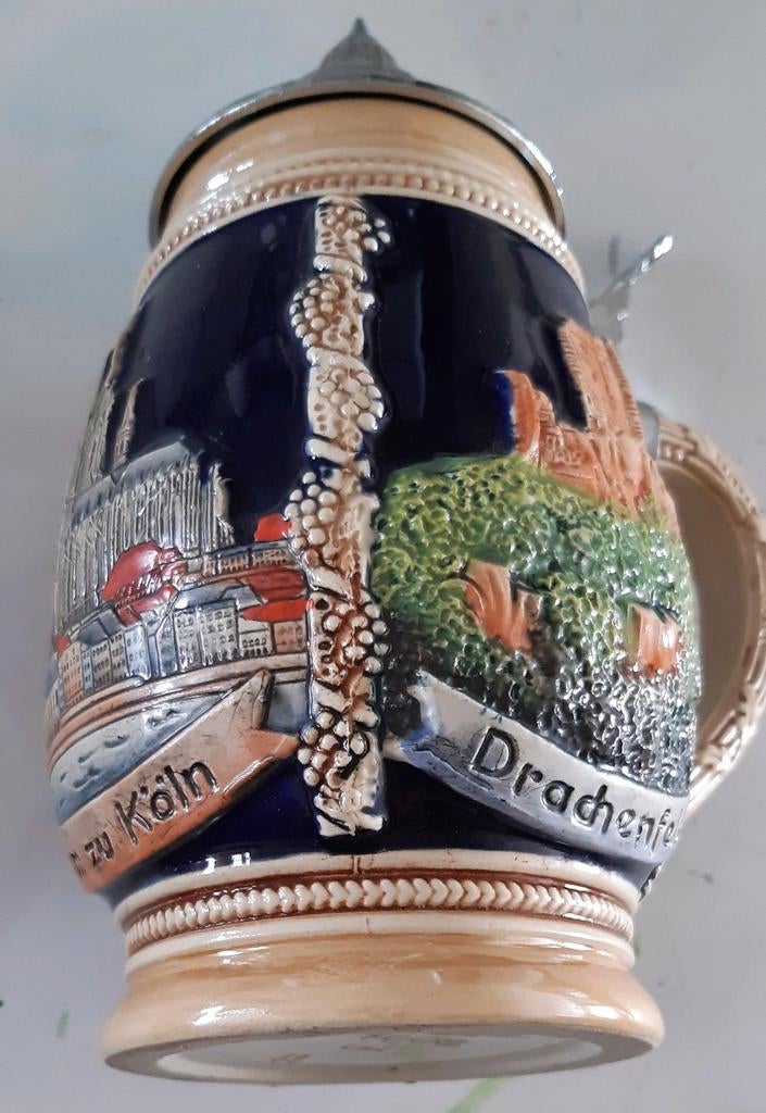 Pot à bière en relief, Antiquités & Art, Enlèvement