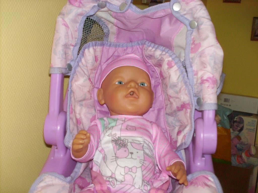 a vendre  jouet poupée, Enlèvement ou Envoi, Comme neuf, Baby Pop