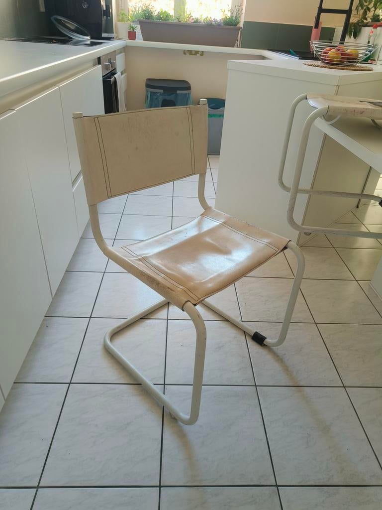 Gratis set van 6 eetkamer stoelen, Ophalen