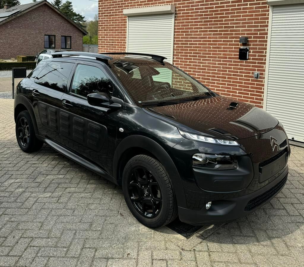 Citroen C4 Cactus 1.2i Shine Edition  “ 54.000km”, Auto's, Citroën, Euro 6, Zwart, Bedrijf, Handgeschakeld