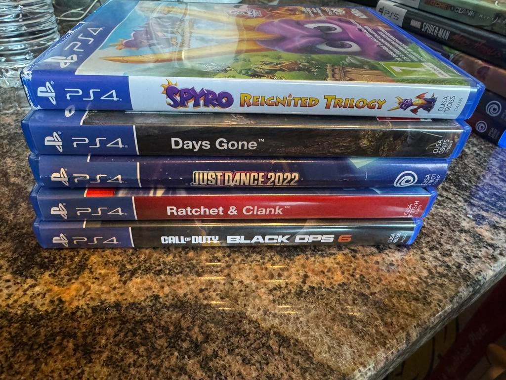 Playstation 4, Ophalen of Verzenden, Zo goed als nieuw