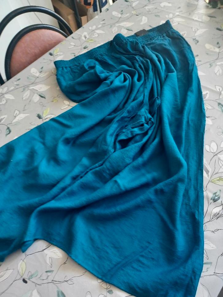 Azuurblauwe broekrok M52 C&A, Kleding | Dames, Broeken en Pantalons, Zo goed als nieuw, Maat 46/48 (XL) of groter, Blauw, Lang