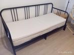 Metalen bed uitschuifbaar Ikea met matras/topper, Ophalen, Zwart, Zo goed als nieuw, 80 cm