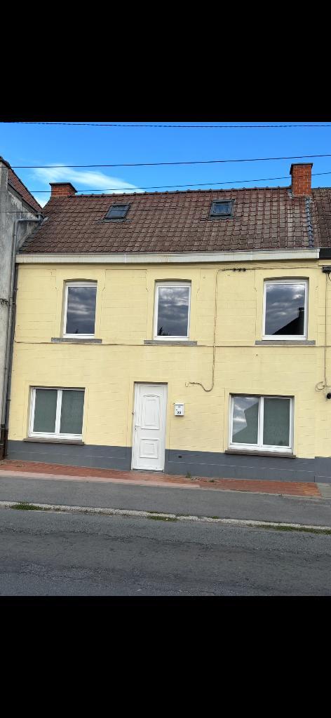 vends maison 4 chambres , jardin, Immo, Maisons à vendre, Tournai, Jusqu'à 200 m², Maison 2 façades, D