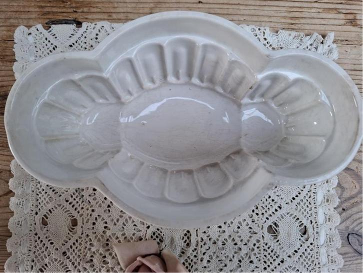 Oude brocante witte puddingvorm, aparte vorm, Ophalen of Verzenden