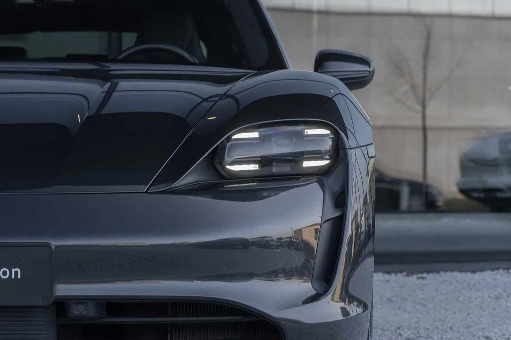 Porsche Taycan 4S 18 Way Sportseats BOSE Innodrive Pano, Autos, Porsche, Cuir, Argent ou Gris, Achat, Entreprise