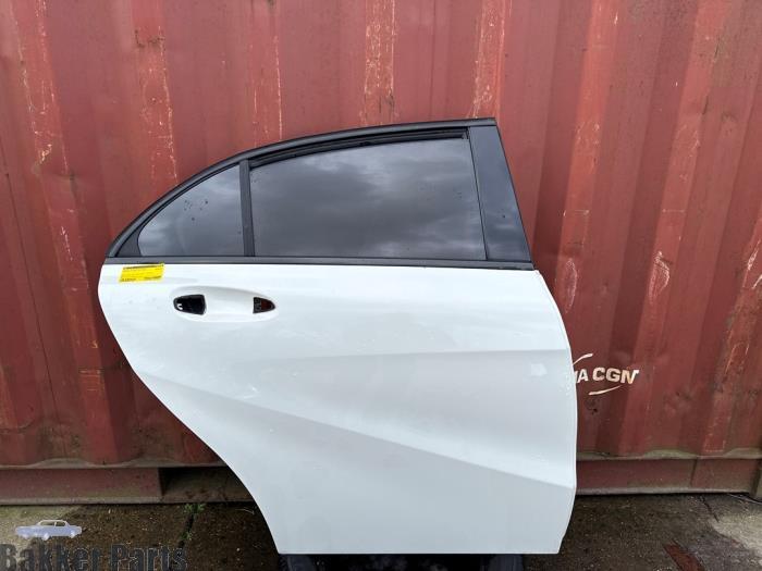 Portière 4portes arrière droite d'un Mercedes A-Klasse (65, Autos : Pièces & Accessoires, -, 3 mois de garantie, Utilisé, Porte