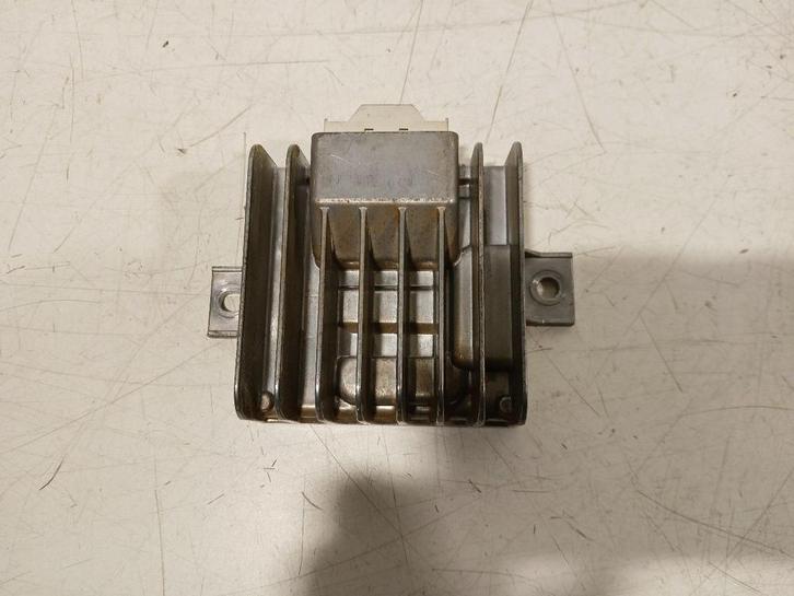 Versterker Mercedes-Benz EQ-Klasse, Autos : Divers, Autoradios, Enlèvement ou Envoi