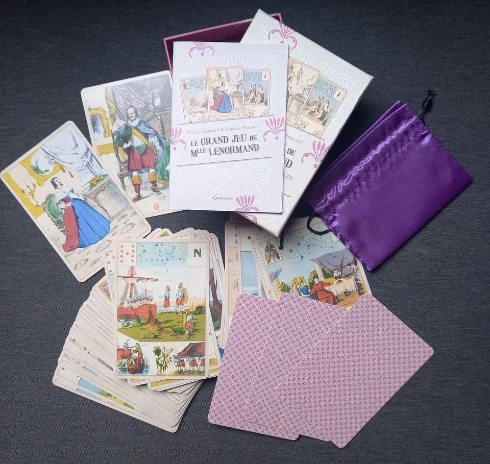 Tarot Le grand jeu Melle Lenormand 10x15cm., Enlèvement, Comme neuf