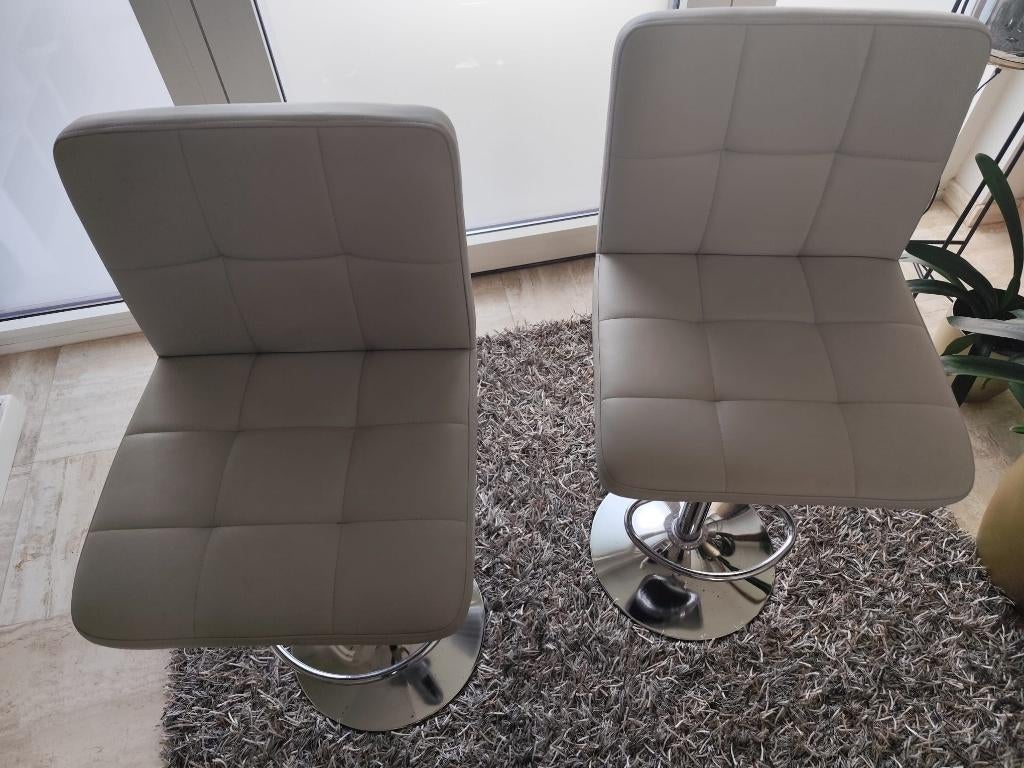 2 barkrukken grijs Tectake, Ophalen, Gebruikt, 60 tot 90 cm, 2 krukken