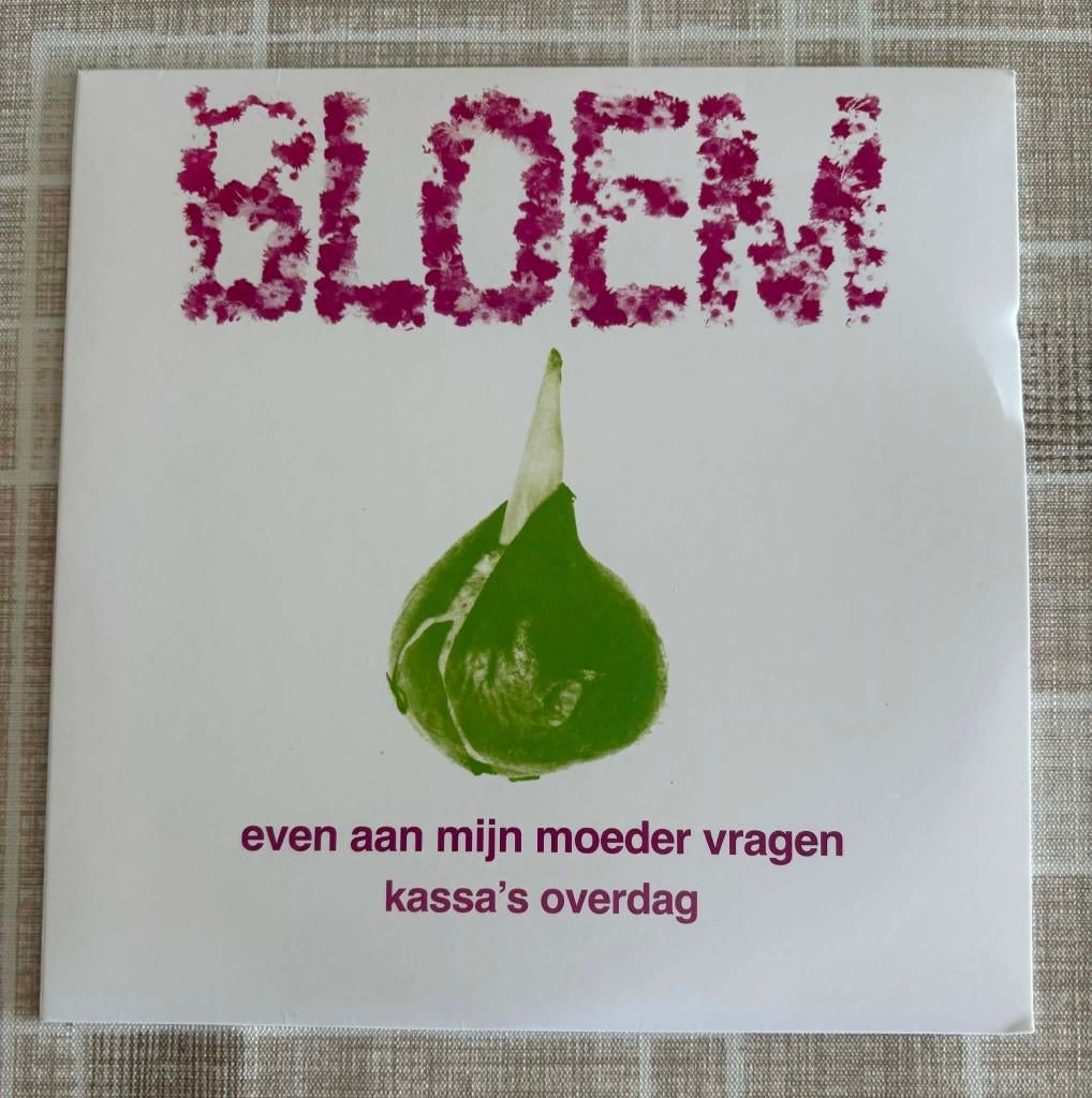 Bloem - Even Aan Mijn Moeder Vragen / Kassa's Overdag (SV), CD & DVD, Vinyles | Néerlandophone, Enlèvement ou Envoi, Comme neuf
