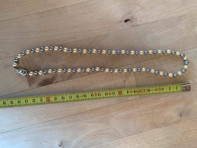 parelsnoer Orquidea, Handtassen en Accessoires, Kettingen, Zo goed als nieuw, Kunststof, Overige kleuren, Ophalen of Verzenden