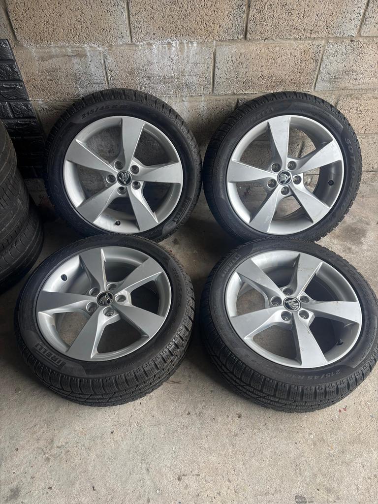 origineel skoda velgen 16 inch (500km gereden), Auto-onderdelen, Banden en Velgen, Ophalen, 16 inch, Velg(en)