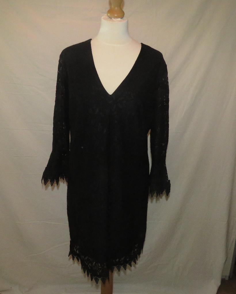 Robe en dentelle Guess XL, Vêtements | Femmes, Enlèvement ou Envoi