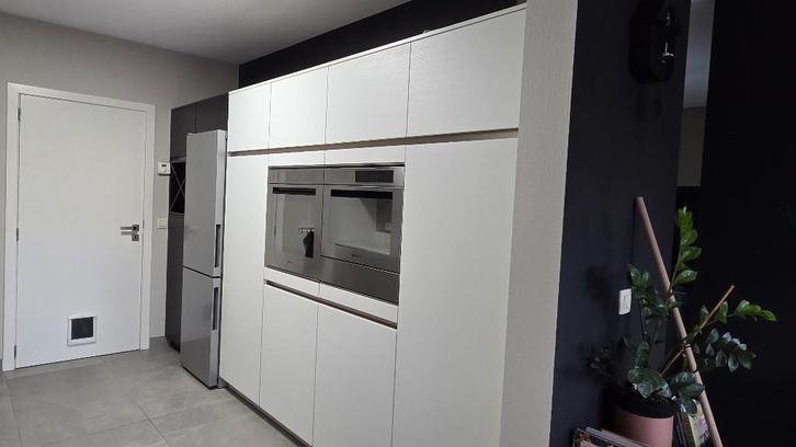 Kwaliteitskeuken koopje, Maison & Meubles, Cuisine | Cuisines complètes, Utilisé, Cuisine à mur double, Composite, Sans poignée