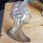 Portrait de la Reine Astrid de Belgique en laiton, Enlèvement ou Envoi