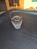 Ijsemmer, Verzamelen, Ophalen