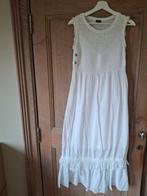 Caroline biss M38, Enlèvement, Blanc