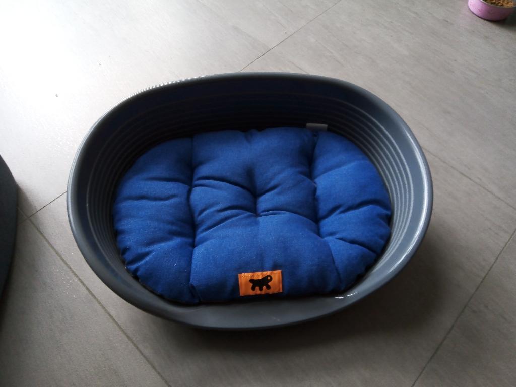 Panier pour chat + coussin, Animaux & Accessoires, Enlèvement, Comme neuf