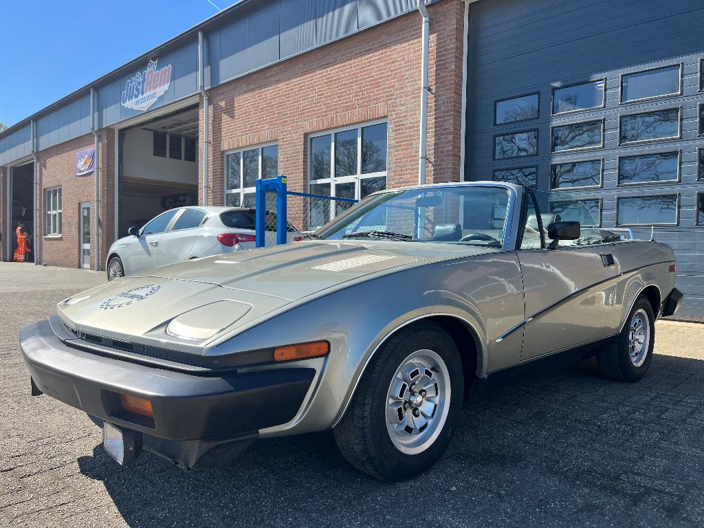 Triumph TR7 cabriolet 1980 | Import californien, Argent ou Gris, Achat, Entreprise, Triumph