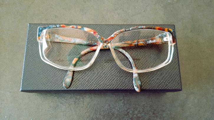 Te koop: Nieuw! Keuze uit verschillende brilmonturen., Bijoux, Sacs & Beauté, Lunettes de Soleil & Lunettes | Femmes, Utilisé