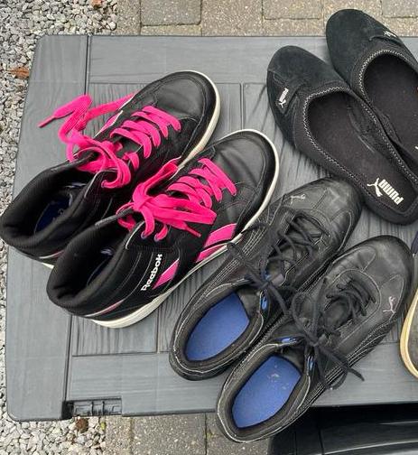 Pakket van 3 paar sneakers maat 40 (puma, converse reebok), Zwart, Zo goed als nieuw, Sneakers, Ophalen