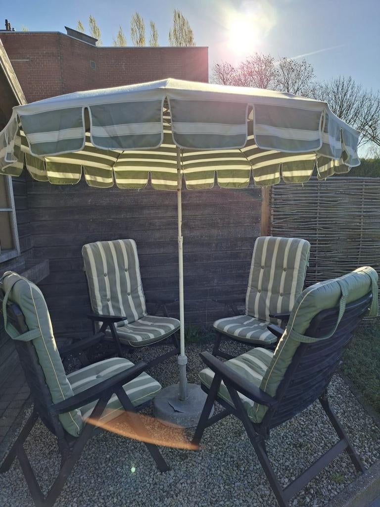 Tuinset met kussens en parasol, Ophalen