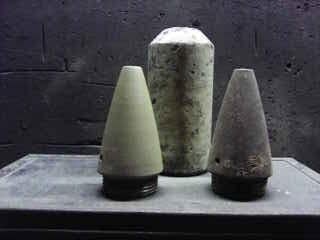 tete d obus allemande de 88 mm et mine béton  inerte, Collections, Objets militaires | Seconde Guerre mondiale, Enlèvement, Armée de terre