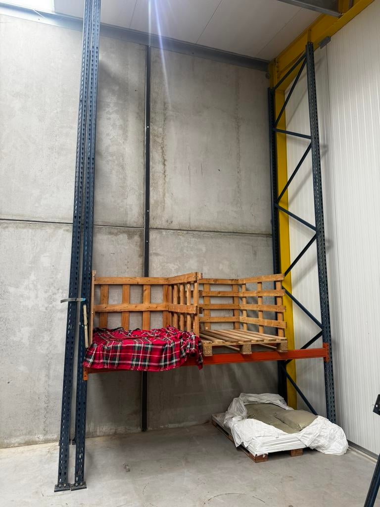 Palletstelling / magazijnrek, Ophalen