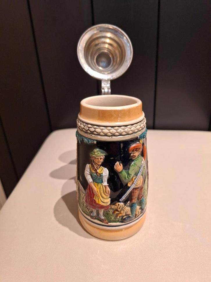 Bierkroes DBGM, Antiek en Kunst, Antiek | Porselein, Ophalen of Verzenden