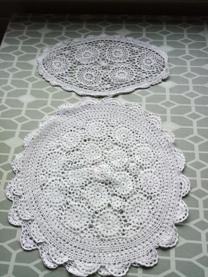 KATOENEN GEHAAKTE SIERDOEKJES, Antiek en Kunst, Antiek | Tapijten, Tafelkleden en Textiel, Ophalen of Verzenden