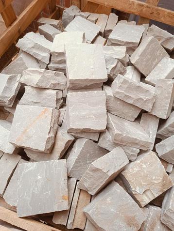 Kandla grey 14x14. 5/7 beschikbaar voor biedingen