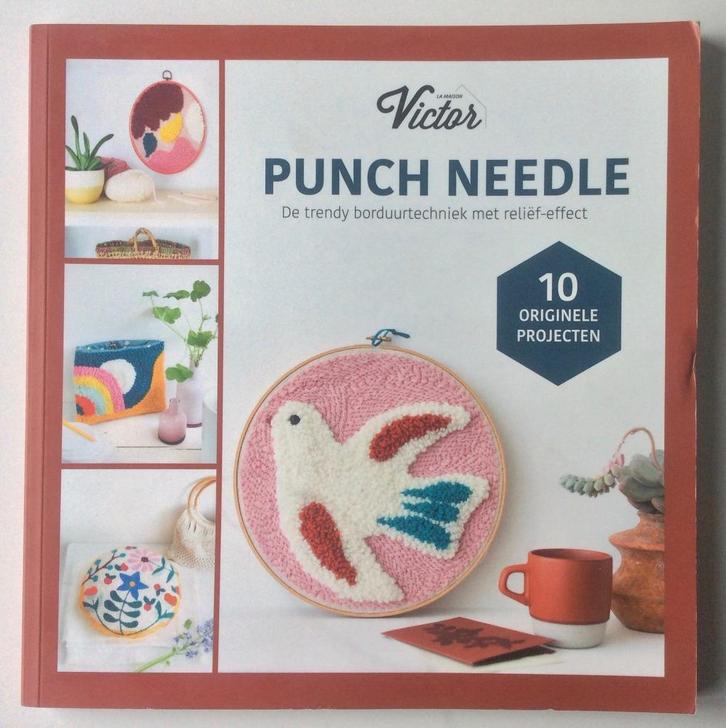 Punch needle - Agnès Pironon - La maison Victor, Hobby en Vrije tijd, Borduren en Borduurmachines, Gebruikt, Overige typen, Handborduren