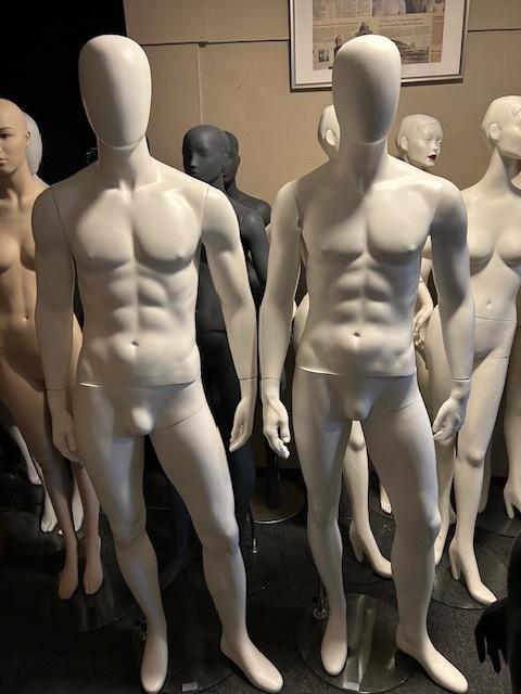2 x hans boodt heren etalagepoppen mannequin paspoppen, Vêtements | Hommes, Vêtements Homme Autre, Enlèvement ou Envoi