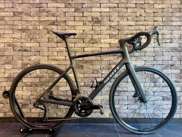 Scott Addict 20 Shimano 105 Di2 2025 [56cm] beschikbaar voor biedingen