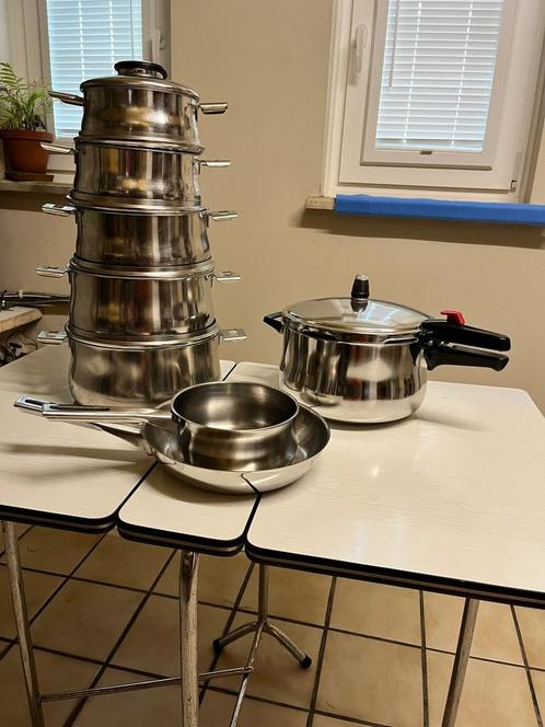 Kookpotten Demeyere, Huis en Inrichting, Keuken | Potten en Pannen, Gebruikt, Pannenset, Inox, Keramische plaat, Ophalen
