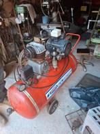 100 liter compressor 220v  200 euro., Ophalen of Verzenden, Zo goed als nieuw