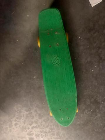 Skateboard beschikbaar voor biedingen