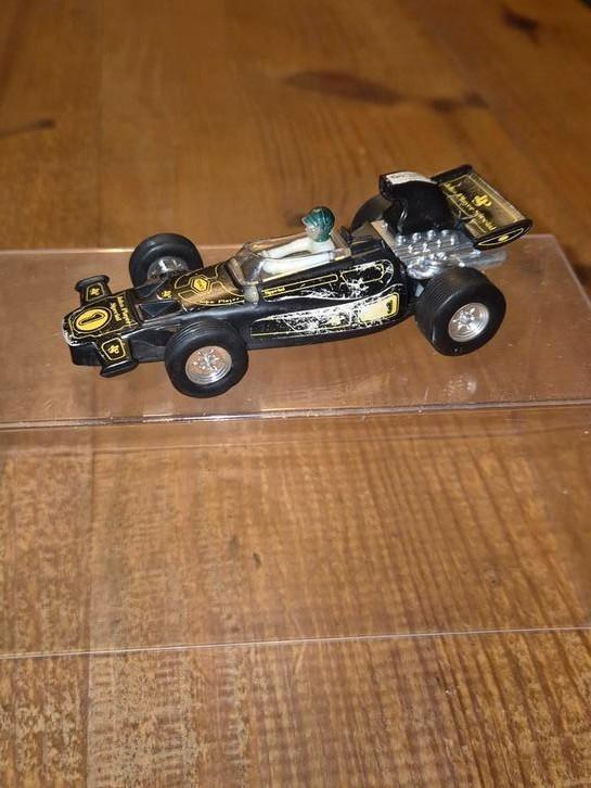 Yardley Car collection Lotus 72D 1973 Emerson Fittipaldi, Collections, Marques automobiles, Motos & Formules 1, Comme neuf, Enlèvement ou Envoi