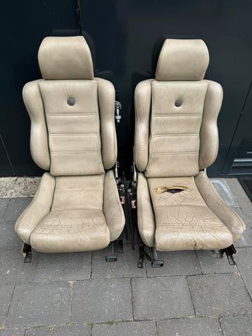 MERCEDES W124 SPORT STOELEN  disponible aux enchères