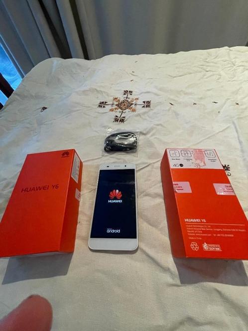 Huawei Y6 2019 – Prêt à l’emploi + écouteurs – 60€, Telecommunicatie, Mobiele telefoons | Huawei, Gebruikt, Zonder abonnement