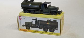 DINKY TOYS FRANCE GMC TANK REF 823 MET ORIGINELE DOOS  beschikbaar voor biedingen