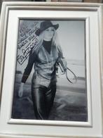Brigitte Bardot met originele handtekening, Verzamelen, Ophalen of Verzenden, Zo goed als nieuw, Foto of Kaart, Gesigneerd