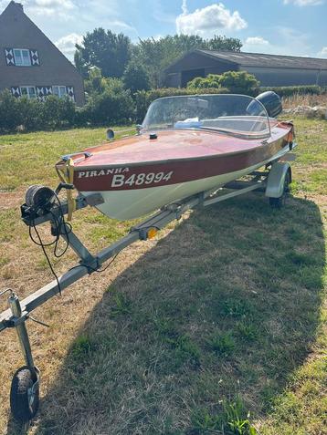 Houten boot Poncelet beschikbaar voor biedingen
