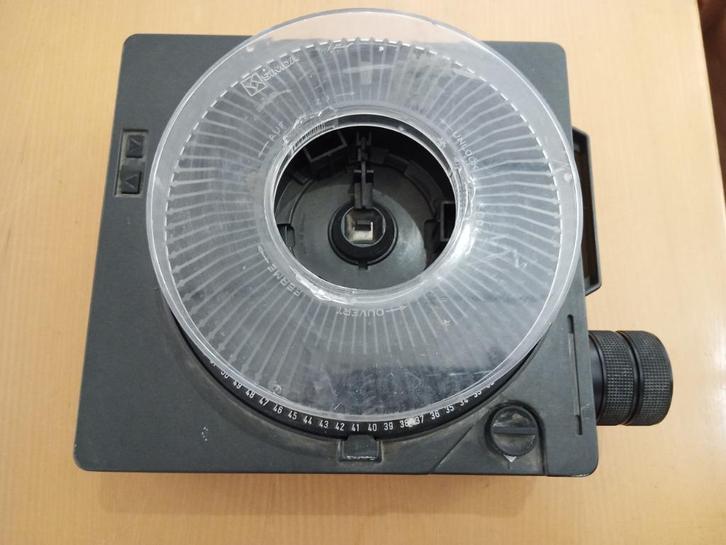 Simda projector 3232, Audio, Tv en Foto, Diaprojectoren, Gebruikt, Ophalen