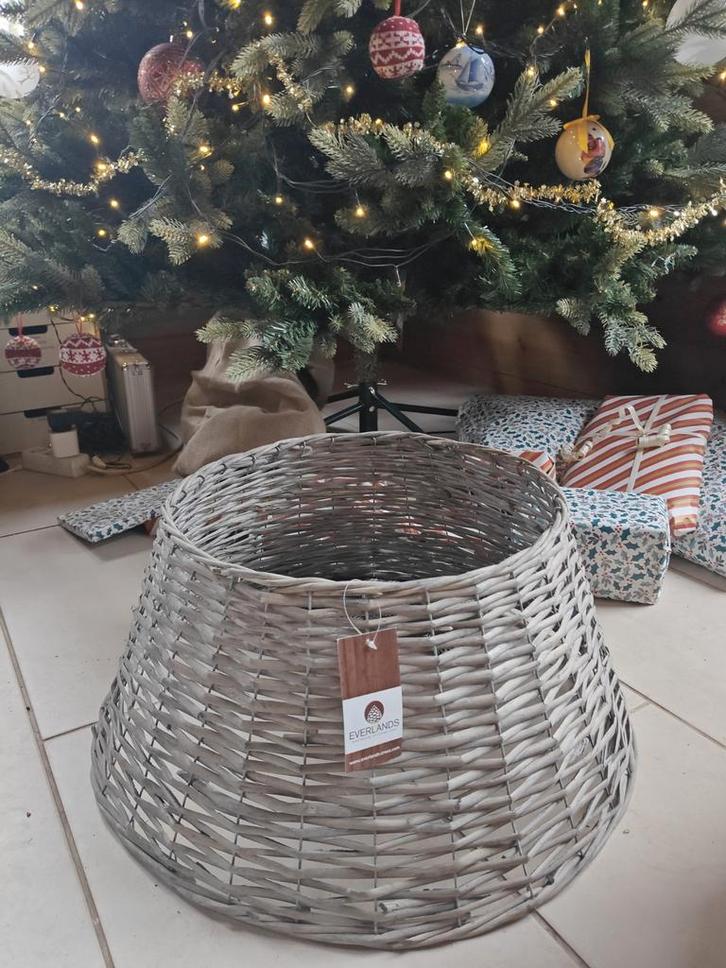 Kerstboomrok, gevlochten mand voor kerstboom voet, Huis en Inrichting, Woonaccessoires | Overige, Ophalen of Verzenden