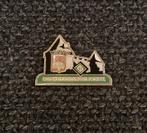 PIN - PONTIVY - FRANCE - FRANKRIJK, Verzamelen, Ophalen of Verzenden, Gebruikt, Stad of Land, Speldje of Pin