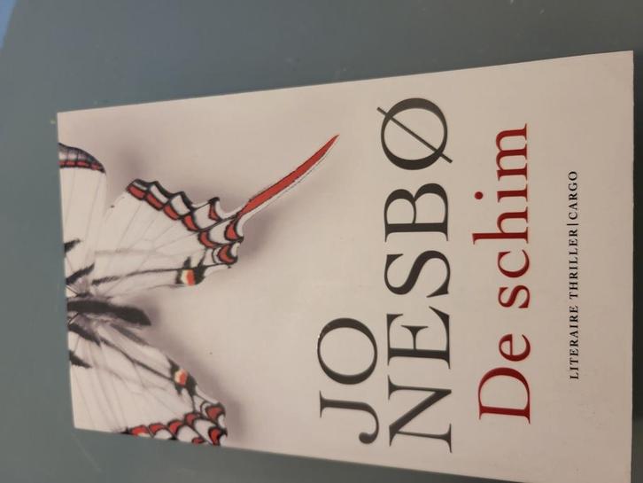 Jo Nesbø - De schim, Boeken, Thrillers, Zo goed als nieuw, Ophalen of Verzenden