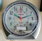 Grand réveil VEDETTE quartz, gris métallisé, lumineux, neuf, Enlèvement ou Envoi, Neuf, Analogique, Réveil ou Horloge