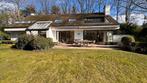 Villa à vendre à Rhode-Saint-Genese, 4 chambres, 345 m², Vrijstaande woning, 4 kamers